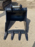 NEW STRICKLAND 36IN. DIGGING BUCKET EXCAVATOR BUCKET 65MM PIN SIZE TO FIT CAT 311/312/313, KOMATSU P