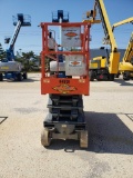 SKYJACK SJ3226 SCISSOR LIFT SN:27003363 electric powered, equipped with 26ft. Platform height, slide
