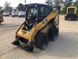 2012 CAT 262C SKID STEER powered by Cat diesel engine, equipped with rollcage, auxiliary hydraulics,