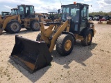 2012 CAT 906H RUBBER TIRED LOADER SN:SDH03043 powered by Cat diesel engine, equipped with EROPS, air