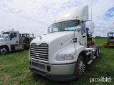 2013 MACK CXU613 TRUCK TRACTOR VN:M033847 powered by Mack MP8 diesel engine, 445hp, equipped with TM