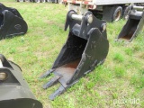 NEW RHINOX 24IN. DIGGING BUCKET EXCAVATOR BUCKET 80MM PIN TO FIT CAT 320/321/323, KOMATSU PC210/228,