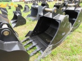 NEW TROJAN 42IN. DIGGING BUCKET EXCAVATOR BUCKET fits Cat 320/321/323, Hyundai R210, Komatsu PC200/2