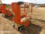 2012 JLG 1230ES SCISSOR LIFT SN:0200215114 electric powered, equipped with 12ft. Platform height, sl