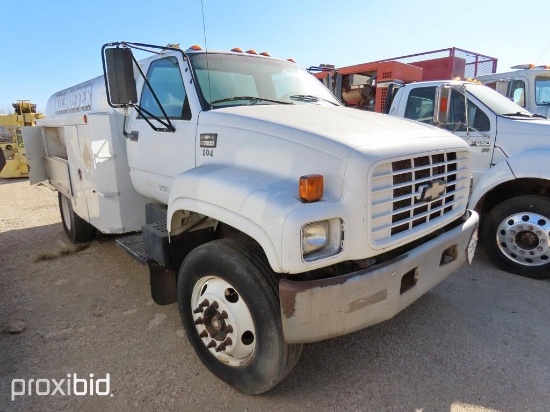 1999 GMC/CHEVY FUEL TRUCK VN:106907 powered by diesel engine, equipped with power steering, 2500 gal