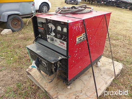 LINCOLN 400AMP WELDER SN:837963 electric powered.