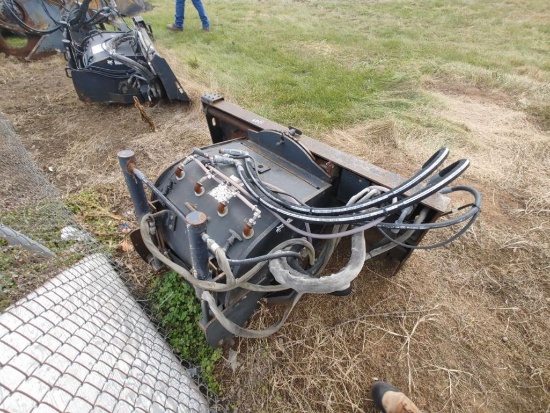 BOBCAT 24IN. MILLING HEAD SKID STEER ATTACHMENT SN:2752 Located: New Idea, 606 Martindale, Ephrata P