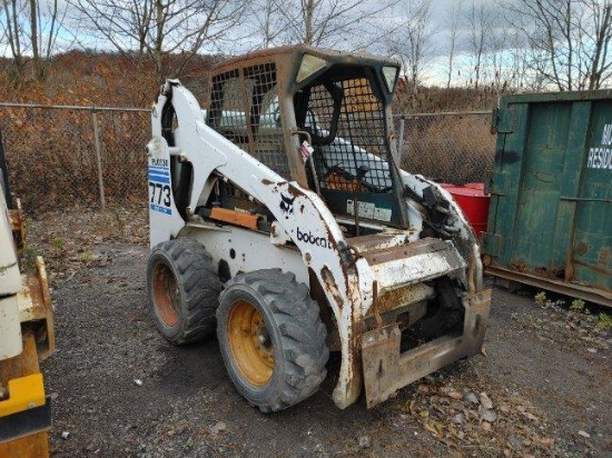 BOBCAT 773 SKID STEER SN:519013602 powered by Kubota diesel engine, equipped with rollcage, high flo