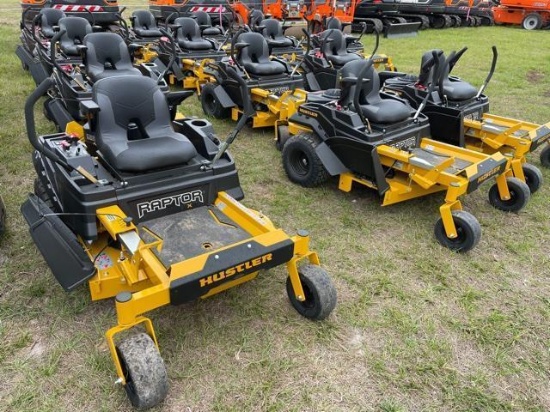 LIKE NEW HUSTLER EX600/42 COMMERCIAL MOWER SN:21084882 powered by gas engine, equipped with 42in. Cu