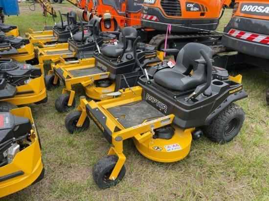 LIKE NEW HUSTLER EX600/42 COMMERCIAL MOWER SN:21091390 powered by gas engine, equipped with 42in. Cu