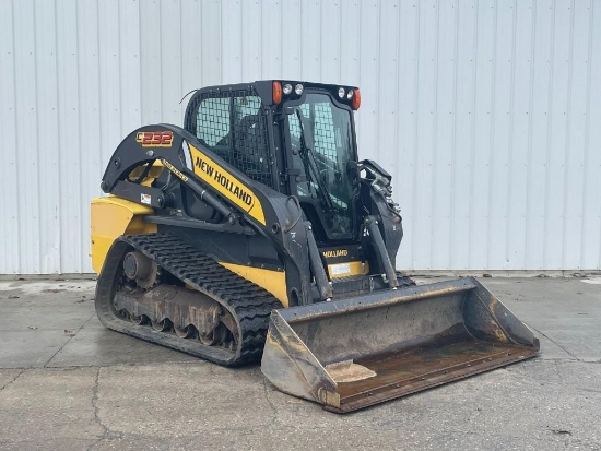 2017 NEW HOLLAND C232 RUBBER TRACKED SKID STEER powered by diesel engine, equipped with EROPS, air,