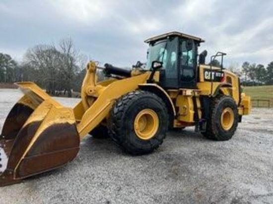 2017 CAT 972M RUBBER TIRED LOADER SN:HA8P01082 powered by Cat diesel engine, equipped EROPS, air, he