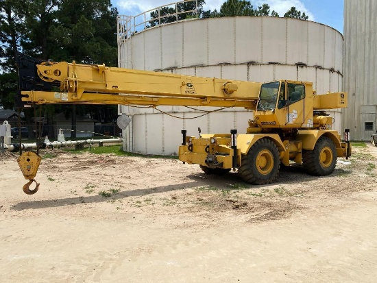 GROVE RT500C ROUGH TERRAIN CRANE SN:8751 4x4, powered by Cummins diesel engine, equipped with Cab, 2