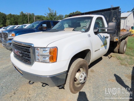 2014 GMC 3500HD FLATBED TRUCK VN:1GD322CG3EF102078 4x4, powered by 6.0L gas engine, equipped with