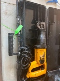 DEWALT DW303M ELECTRIC SAWSALL SUPPORT EQUIPMENT SN:tool case. Located in: Bainsville K0C 1E0. Conta