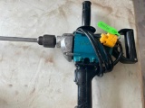 MAKITA 6013BR 1/2IN. ELECTRIC DRILL SUPPORT EQUIPMENT SN:24'' mortar mixer rod. Located in: Bainsvil