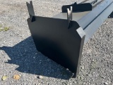 New KIT CONTAINER 8' SNOW PUSHER SNOW EQUIPMENT to fit skid steer quick coupler. Located in: Bainsvi