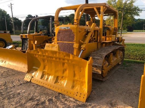 CAT D6 CRAWLER TRACTOR powered by Cat D333 diesel engine, equipped with OROPS, sweeps & rear screen,