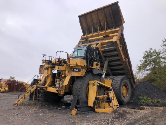 CAT 785C MINING TRUCK SN:ADX00479 powered by Cat 3512B diesel engine, equipped with EROPS, air, 153
