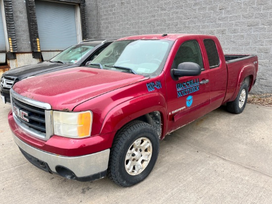 2007 GMC SIERRA PICKUP TRUCK VN:2GTEK19C571692189 4x4, powered by 4.8 liter gas engine, equipped