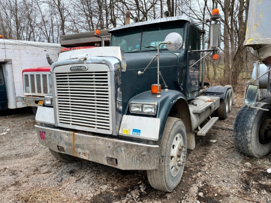 2006 FREIGHTLINER FLD120 TRUCK TRACTOR VN:N/A powered by Cat diesel engine, equipped with Eaton