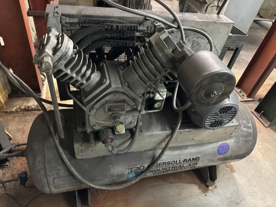 INGERSOLL-RAND 30T AIR COMPRESSOR, SN: T98796, 10HP ELECTRIC MOTOR, TWO STAGE INDUSTRIAL SHOP