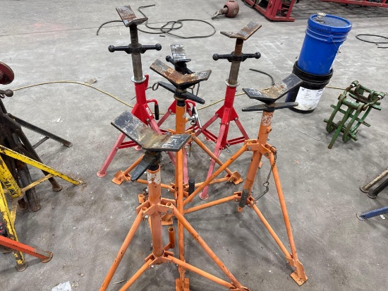 (3) VEVOR PIPE STANDS & (3) MISC PIPE STANDS SUPPORT EQUIPMENT. Selling Offsite: 5 Canale Dr Egg