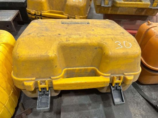 NORTHWEST NMRL99 ROTARY LASER WITH TARGET SUPPORT EQUIPMENT. Selling Offsite: 5 Canale Dr Egg Harbor