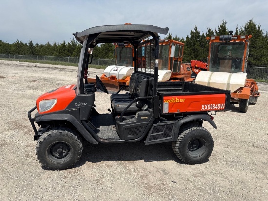 2019 KUBOTA RTVX900 UTILITY VEHICLE SN:056981 4x4, powered by Kubota diesel engine, equipped with