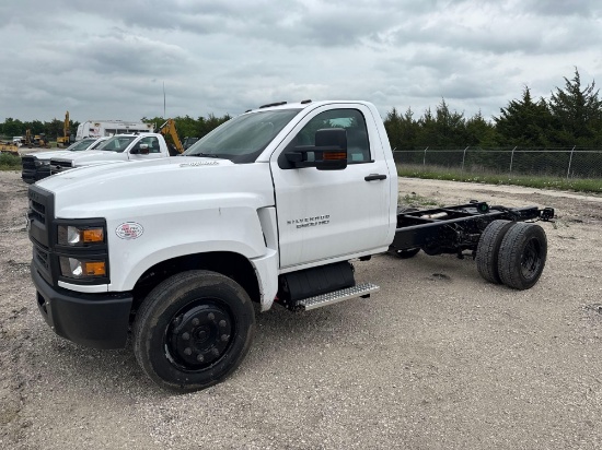 NEW UNUSED CHEVY 5500 CAB & CHASSISpowered by V8 5.2L turbo diesel engine, equipped with automatic