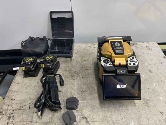 INNO INDUSTRIES VIEW 5 SINGLE FIBER FUSION SPLICER, SN 07821025323, WITH (2) CLEVERS SUPPORT