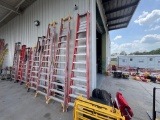 12FT. FIBERGLASS EXTENSION LADDER SUPPORT EQUIPMENT