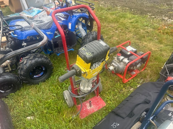2018 BOSCH 60LB ELECTRIC HAMMER SUPPORT EQUIPMENT SN:808000076