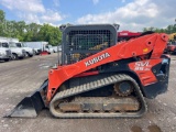 2017 KUBOTA SVL95 RUBBER TRACKED SKID STEER SN:33366 powered by diesel engine, equipped with