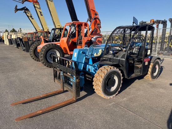 2017 GENIE GTH-5519 TELESCOPIC FORKLIFT SN:6947 4x4, powered by diesel engine, equipped with OROPS,