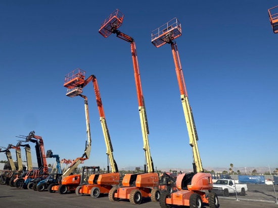 2017 JLG 660SJ BOOM LIFT SN:300232152 4x4, powered by diesel engine, equipped with 66ft. Platform