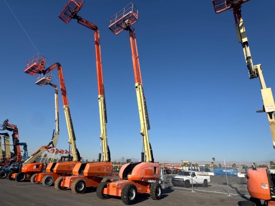 JLG 600S BOOM LIFT SN:103270 4x4, powered by diesel engine, equipped with 60ft. Platform height,