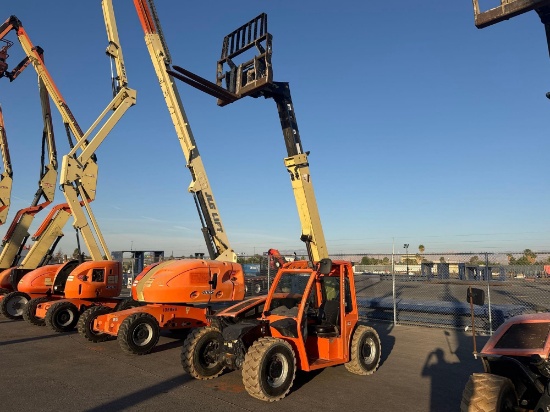 JLG G5-18A TELESCOPIC FORKLIFT SN:70512 4x4, powered by diesel engine, equipped with OROPS, 5,500lb