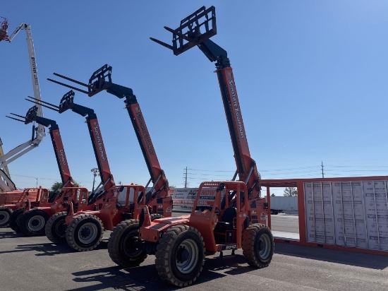 SKYTRAK 8042 TELESCOPIC FORKLIFT SN:160070277 4x4, powered by diesel engine, equipped with OROPS,