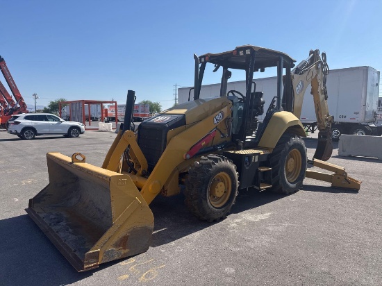 2022 CAT 430 TRACTOR LOADER BACKHOE SN:H8W00389 4x4, powered by Cat diesel engine, equipped with