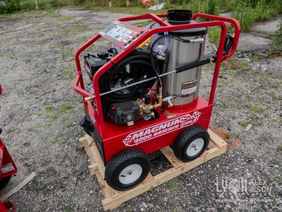 NEW EASY KLEEN MAGNUM GOLD PRESSURE WASHER powered by gas engine, equipped with 4000PSI, 12Volt,