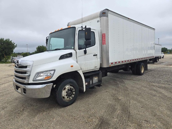 2016 HINO 268 VAN TRUCK VN:5PVNJ8JR6G4S51025 powered by Hino diesel engine, 230hp, equipped with