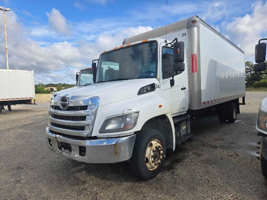2016 HINO 268 VAN TRUCK VN:5PVNJ8JR5G4S51033 powered by Hino diesel engine, 230hp, equipped with