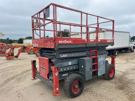 SKYJACK SJ8841RT SCISSOR LIFT SN:40001192 4x4, powered by diesel engine, equipped with 41ft.