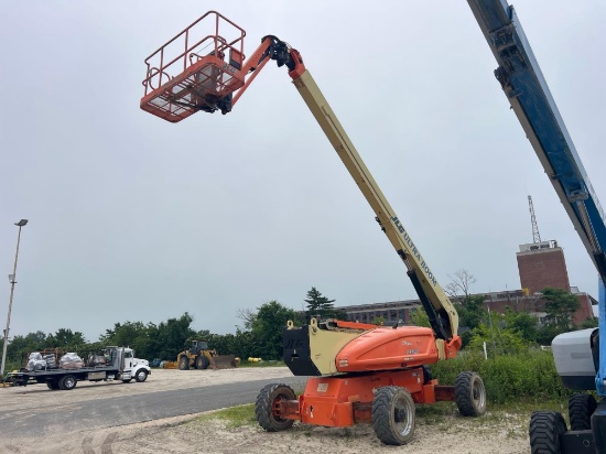JLG 1250AJP BOOM LIFT SN:145907 4x4, powered by diesel engine, equipped with 125ft. Platform height,