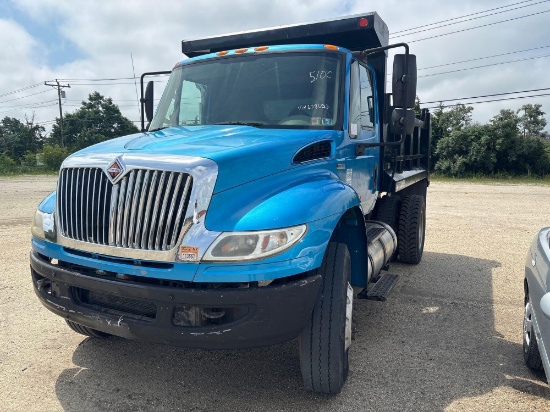 2012 INTERNATIONAL 4400 CAB & CHASSIS VN:1HTMKAAN9CH678623 powered by diesel engine, dual wheel