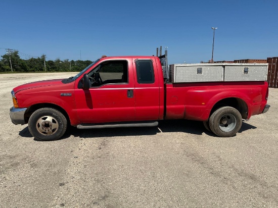 1999 FORD F350 PICKUP TRUCK VN:68062 powered by 7.3L diesel engine, equipped with automatic
