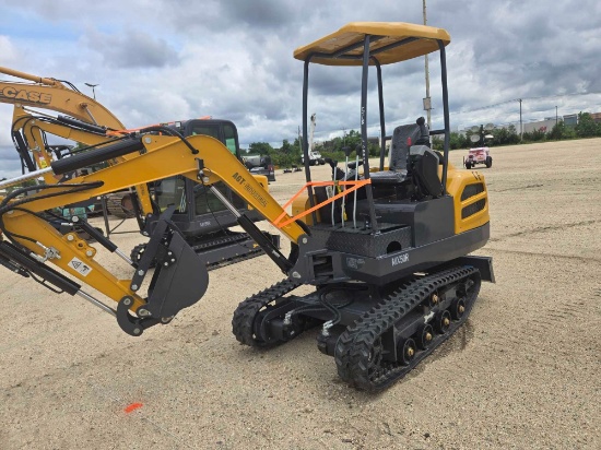 NEW AGT MX50R HYDRAULIC EXCAVATOR SN:00026 powered by Rato gas engine, 29hp, front blade, swing