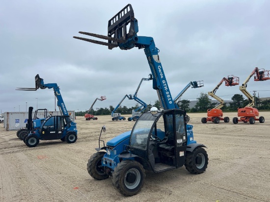 2015 GENIE GTH5519 TELESCOPIC FORKLIFT SN:GTH5515B-3624 4x4, powered by diesel engine, equipped with