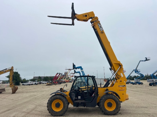 JCB 507-42 TELESCOPIC FORKLIFT SN:2406273 4x4, powered by diesel engine, equipped with OROPS,